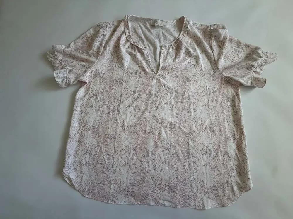 Loft Blouse XL Womens Pink White Snakeskin Print Ruffle Puff Sleeve V-Neck Y2K